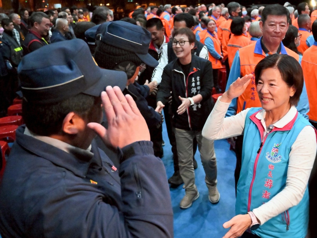 吉安鄉春安慰勤感謝守護平安年  游淑貞向九百餘位民力英雄致敬