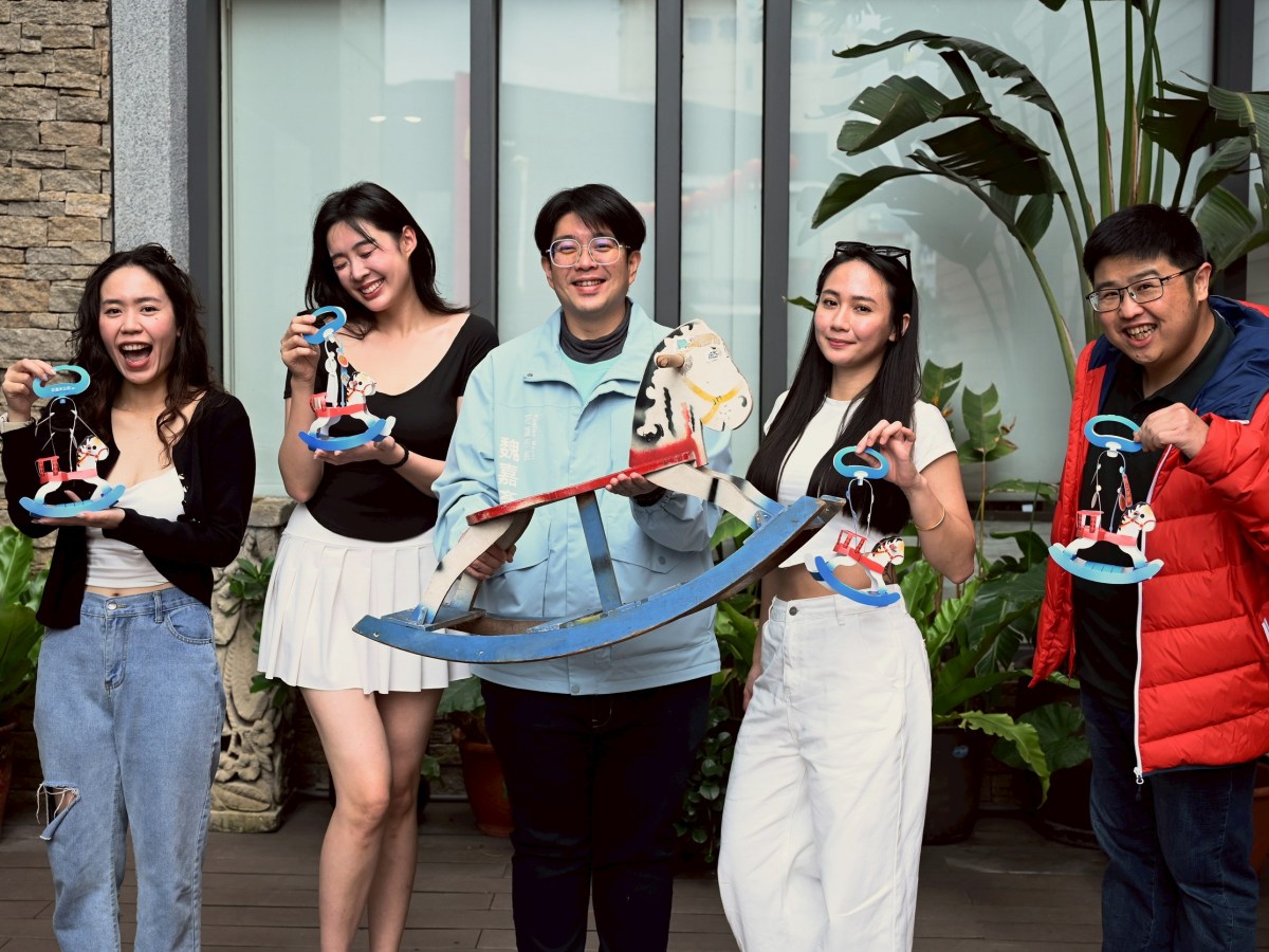 市公所「馬上快樂」馬年小提燈登場&nbsp; 攜手在地網紅邀鄉親歡喜迎元宵