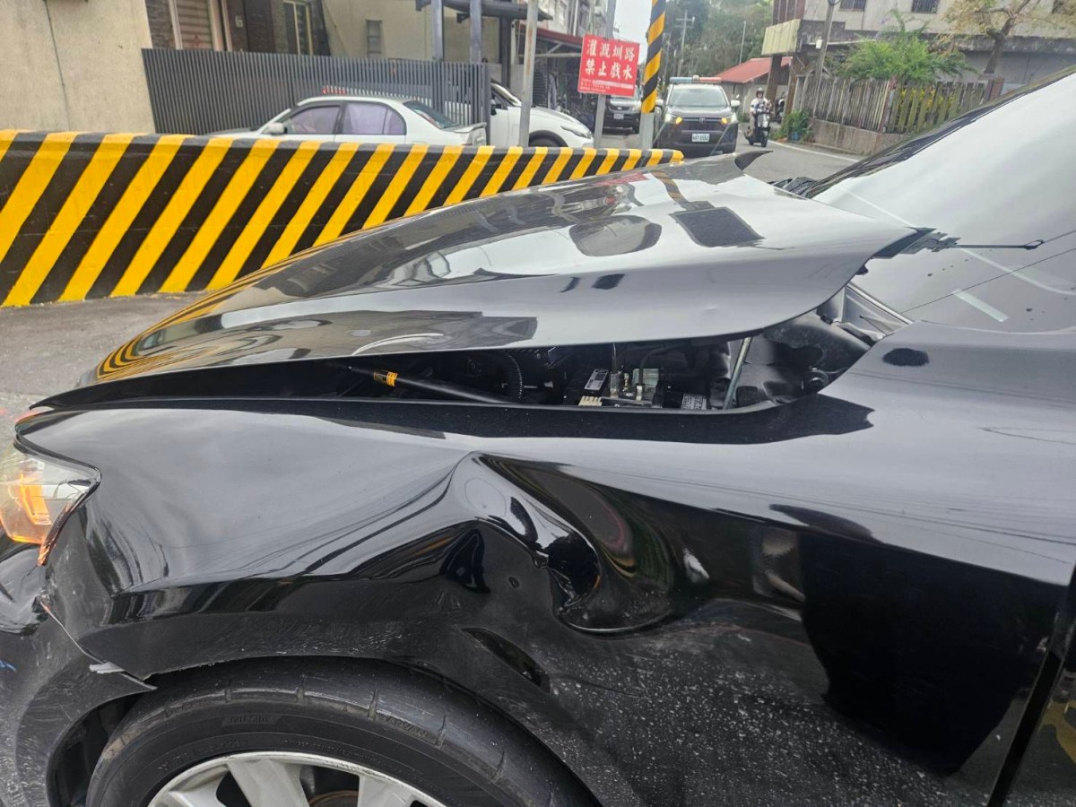 明義二街與明仁三街三車路口車禍  吉安警籲落實慢看停