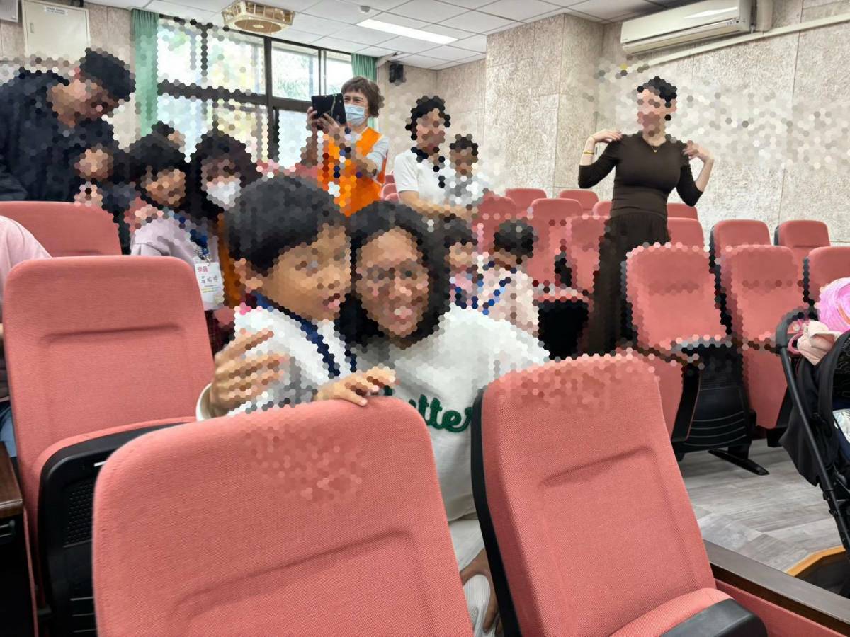 魔法袋裡的愛與光縣府攜手各界推動親子品格教育