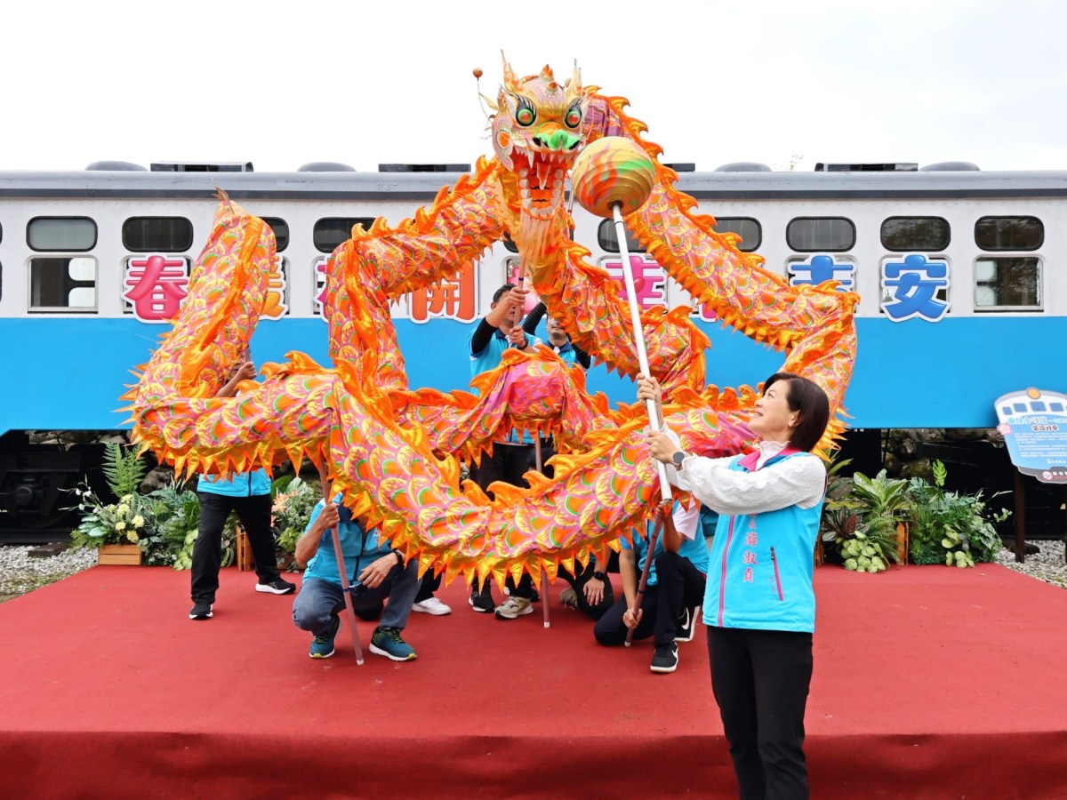 游淑貞率隊迎春團拜共祈新年好運  百株山杜鵑與山櫻花種下希望新景